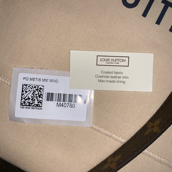 NWT Louis Vuitton Pochette Métis - Picture 7 of 8
